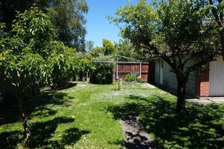 Photo of property in 9 Haslett Place, Upper Riccarton, Christchurch, 8041