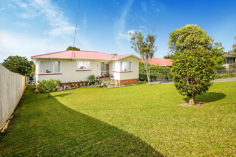 Photo of property in 46 Ranui Avenue, Ranui, Auckland, 0612