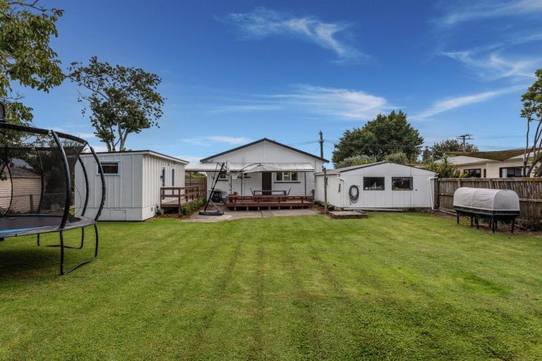 Photo of property in 32 Tawa Street, Edgecumbe, 3120