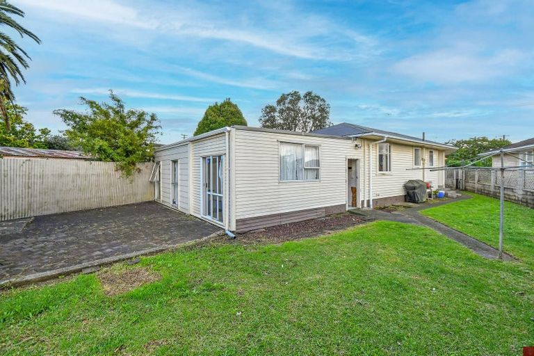 Photo of property in 9 Friedlanders Road, Manurewa, Auckland, 2102