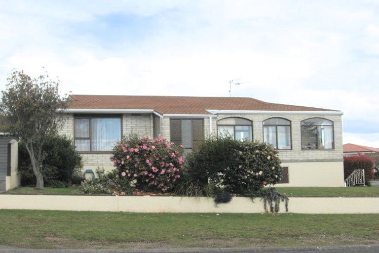 Photo of property in 148 Te Heuheu Street, Taupo, 3330