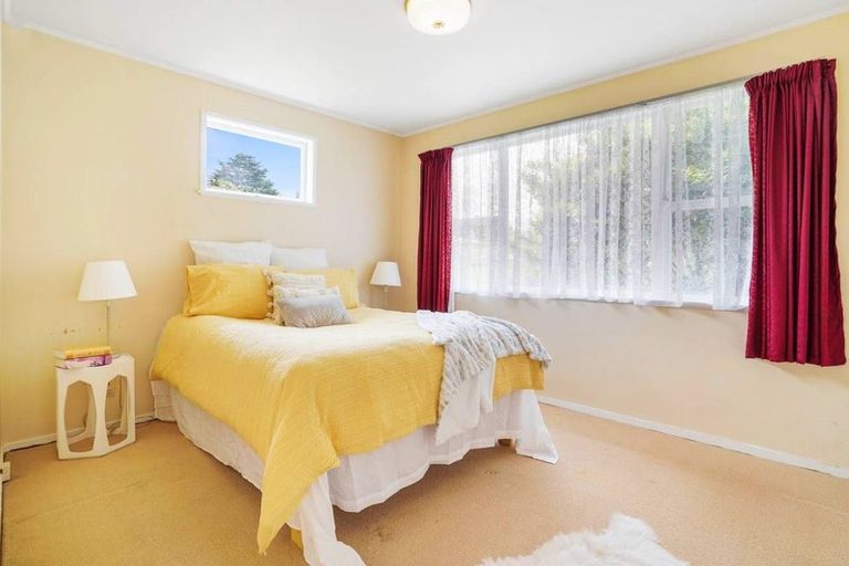 Photo of property in 14 Valencia Place, Manurewa, Auckland, 2102