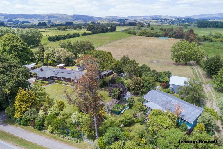 Photo of property in 90 Te Matai Road, Whakarongo, Palmerston North, 4470