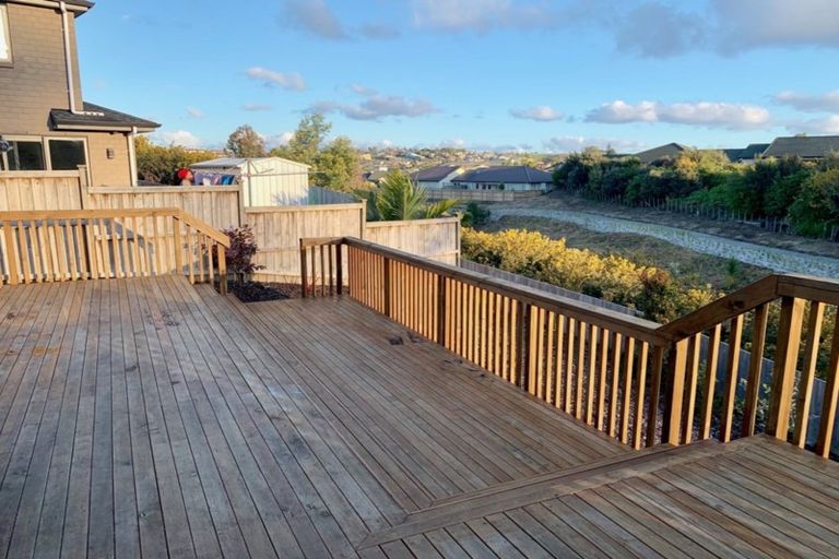 Photo of property in 38 Travis View Drive, Fairview Heights, Auckland, 0632