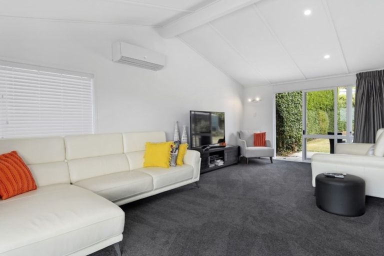 Photo of property in 18 Sutherland Road, Brookfield, Tauranga, 3110