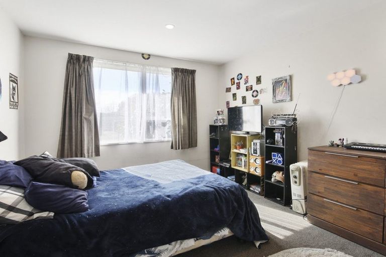 Photo of property in 1/2 Bayswater Crescent, Bromley, Christchurch, 8062