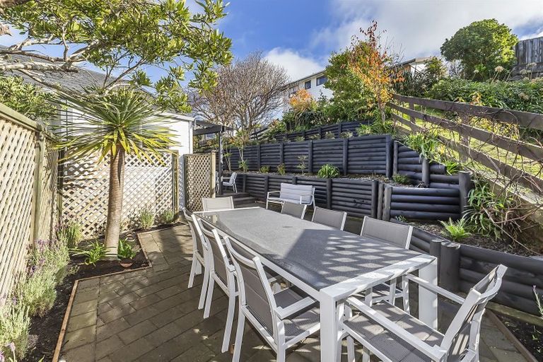 Photo of property in 9 Halyard Place, Whitby, Porirua, 5024