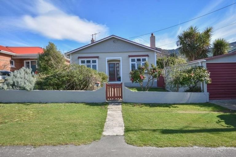 Photo of property in 21 Blackman Avenue, Sawyers Bay, Port Chalmers, 9023