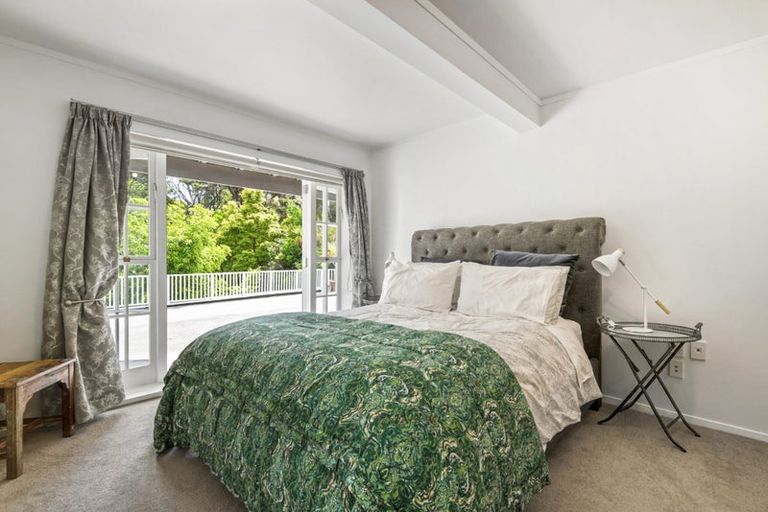 Photo of property in 1/12a Moore Street, Hillcrest, Auckland, 0627