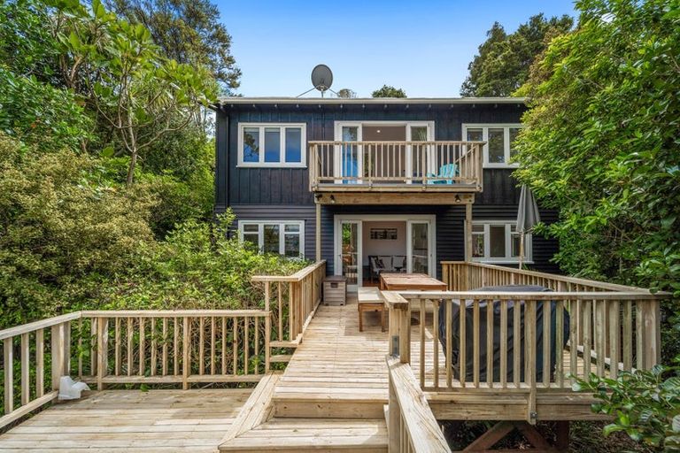 Photo of property in 62 Clinton Road, Tawharanui Peninsula, Matakana, 0986