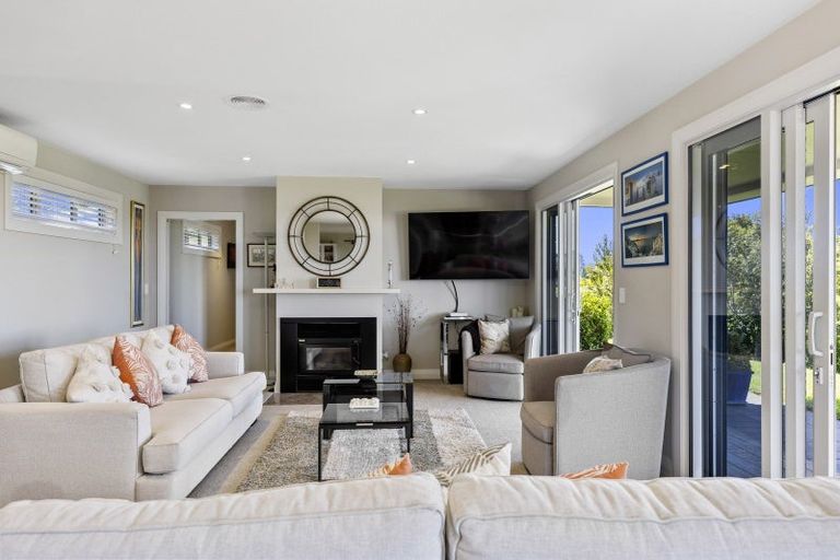 Photo of property in 35 Blue Ridge Drive, Acacia Bay, Taupo, 3385