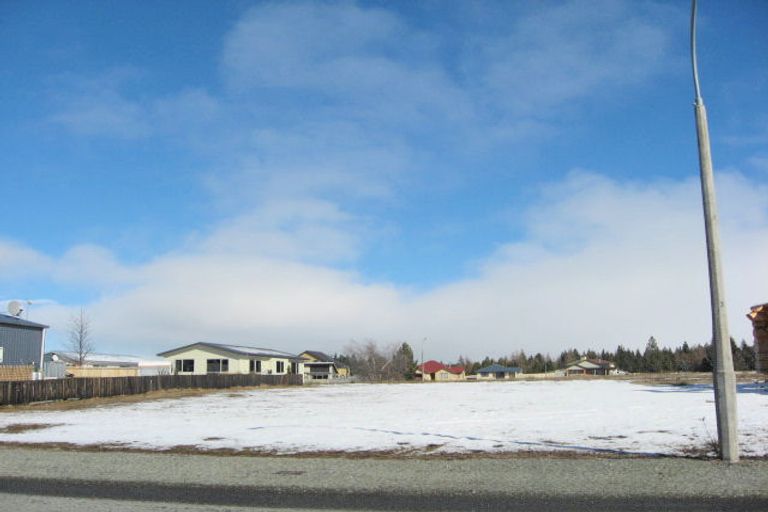 Photo of property in 11 Irishman Drive, Twizel, 7901
