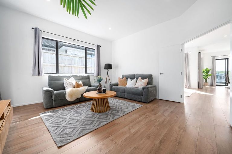 Photo of property in 12 Paiaka Place, Rototuna North, Hamilton, 3210