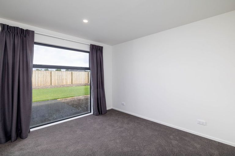 Photo of property in 29 Plover Avenue, Amberley, 7410