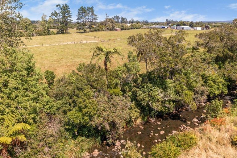 Photo of property in 39 Rugby Road, Tariki, 4388