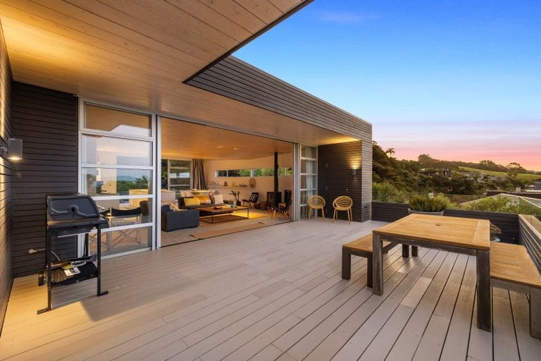 Photo of property in 48 Hector Lang Drive, Langs Beach, Waipu, 0582