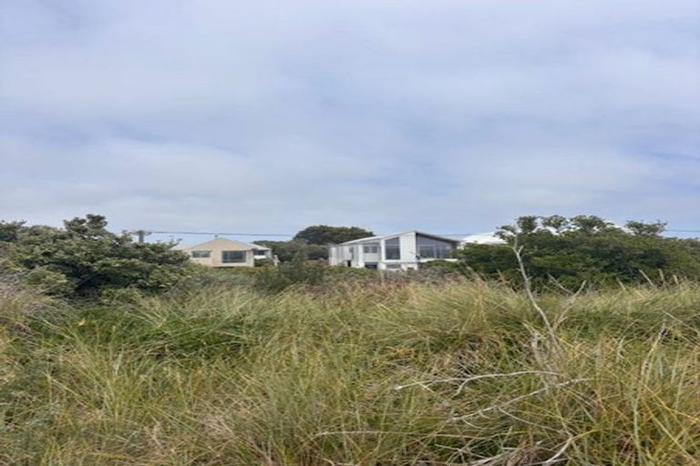 Photo of property in 3/50 Marine Parade, Mount Maunganui, 3116