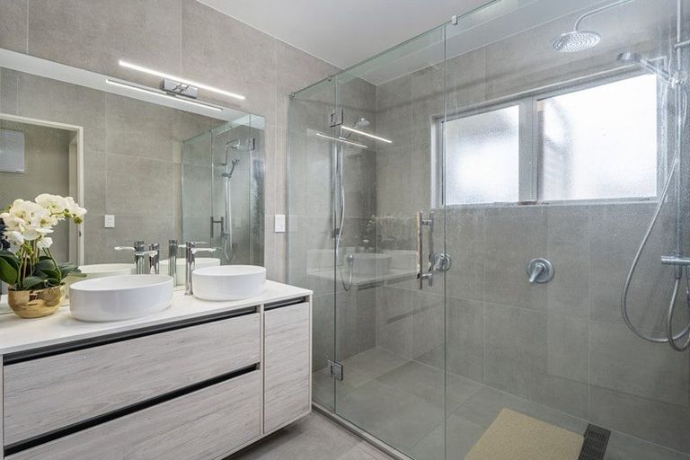 Photo of property in 19 Carina Way, Whitianga, 3510