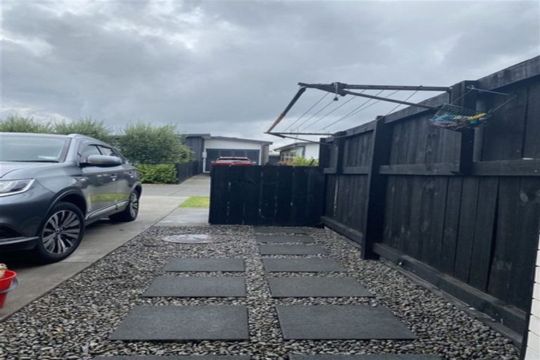 Photo of property in 91 Battalion Drive, Papakura, 2110