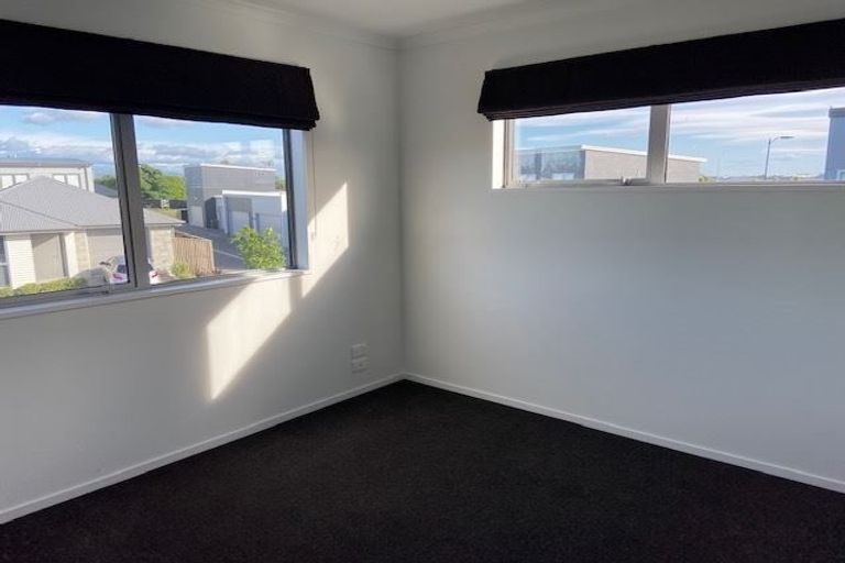 Photo of property in 3 William Dawson Crescent, Wigram, Christchurch, 8025