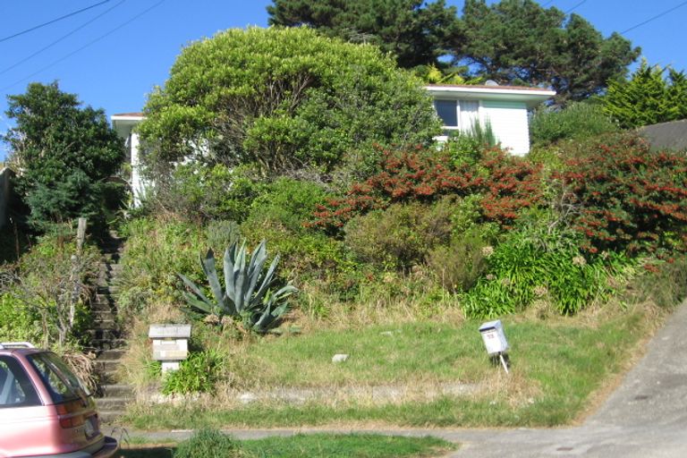 Photo of property in 11 Ngahue Crescent, Elsdon, Porirua, 5022