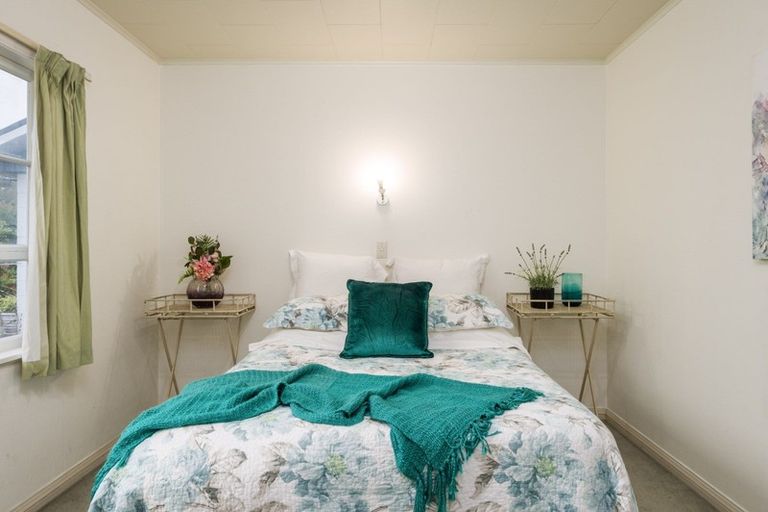 Photo of property in 12a Heta Road, Inner Kaiti, Gisborne, 4010