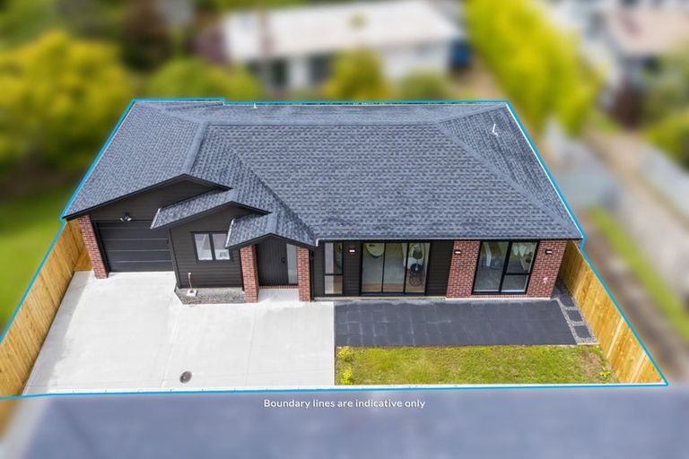 Photo of property in 56a Fitzwater Place, Henderson, Auckland, 0612