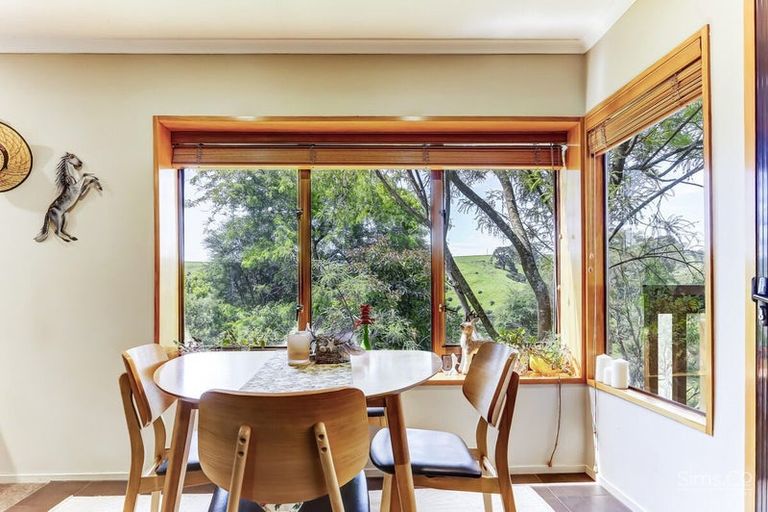 Photo of property in 235 No 2 Line, Okoia, Whanganui, 4572