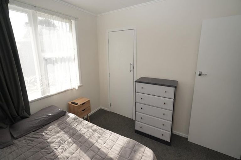 Photo of property in 19 Rhodes Drive, Kelvin Grove, Palmerston North, 4414