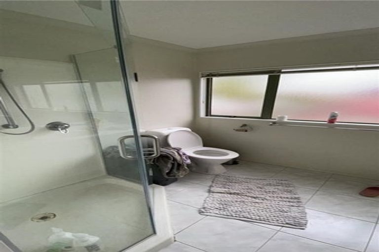 Photo of property in 2/41 Macleans Road, Bucklands Beach, Auckland, 2014