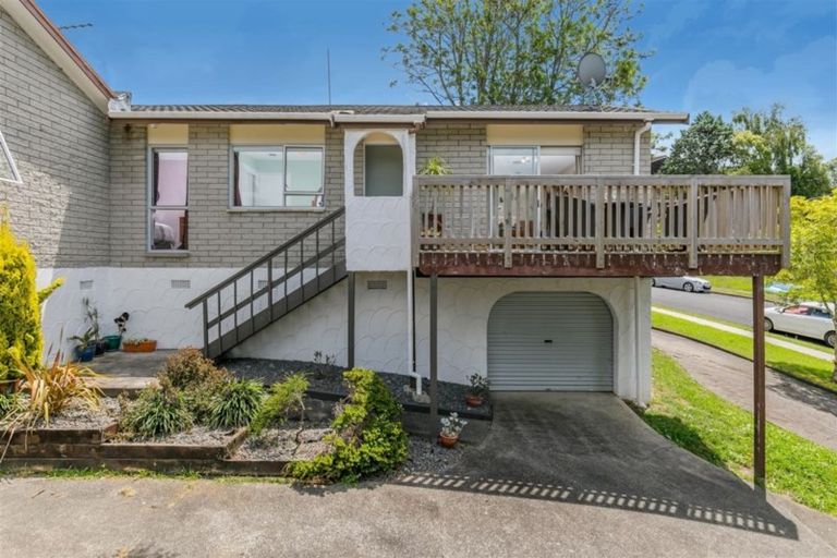 Photo of property in 1/13 Redwing Street, Browns Bay, Auckland, 0630