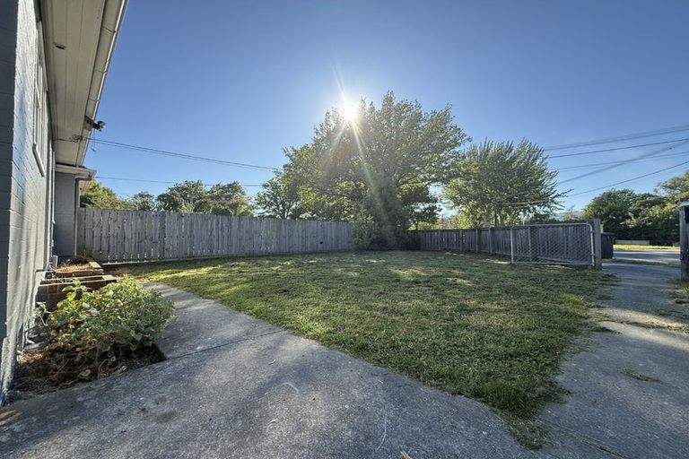 Photo of property in 73 Ford Road, Opawa, Christchurch, 8023