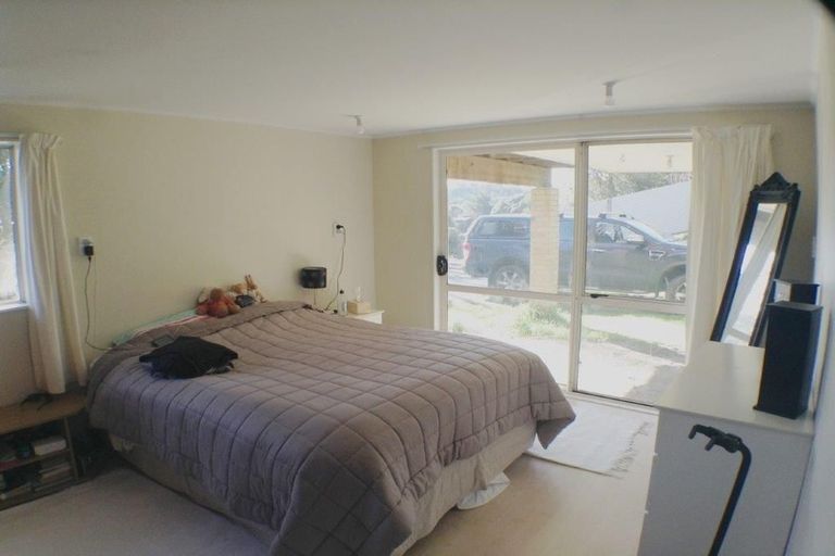 Photo of property in 65 Stillwater Crescent, Stillwater, Silverdale, 0993