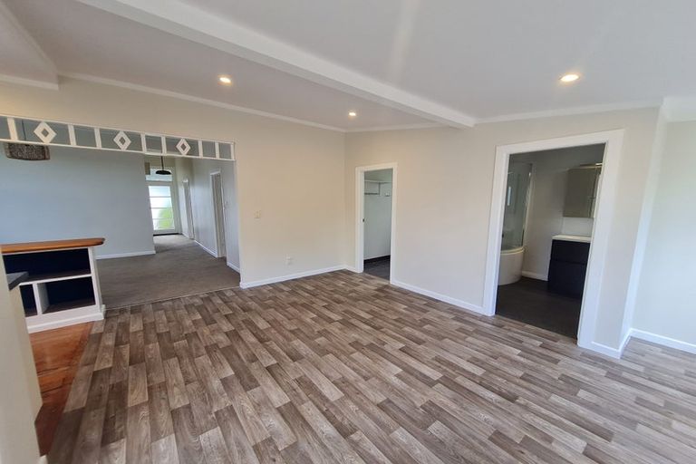 Photo of property in 11 Angus Avenue, Berhampore, Wellington, 6023