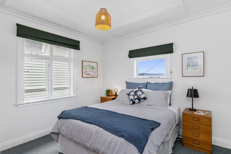 Photo of property in 22 Queens Drive, Kilbirnie, Wellington, 6022