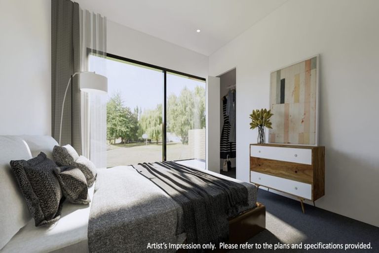 Photo of property in 3370 Great North Road, Glen Eden, Auckland, 0602