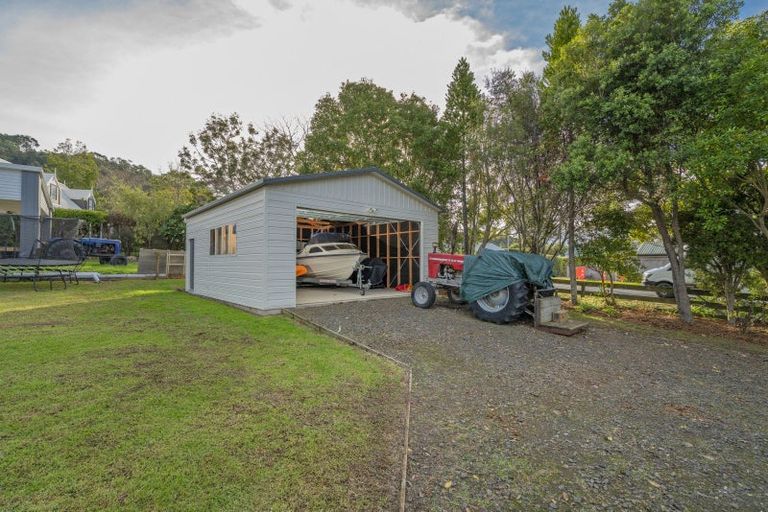 Photo of property in 6 Pa Road, Hahei, Whitianga, 3591