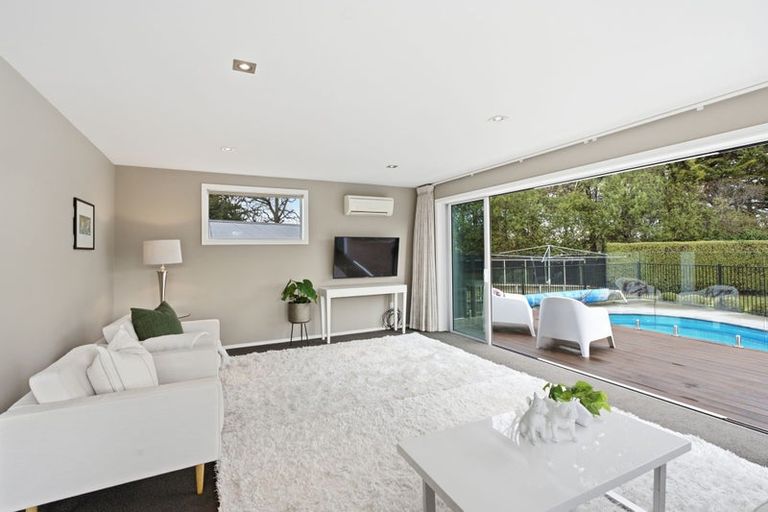 Photo of property in 481 Avonhead Road, Avonhead, Christchurch, 8042