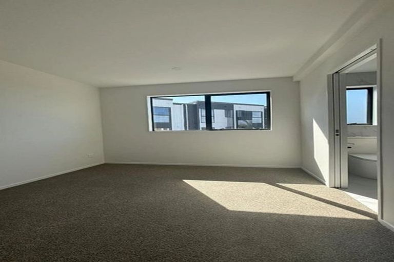 Photo of property in 3/800 Chapel Road, Northpark, Auckland, 2016