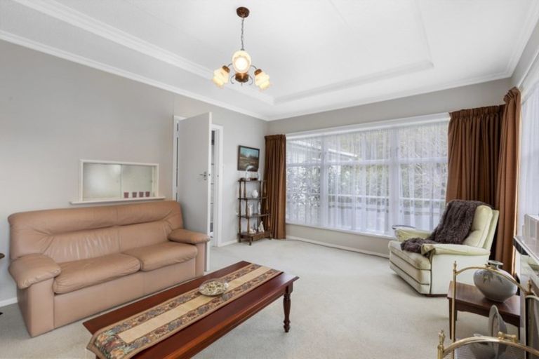 Photo of property in 135 Hine Road, Wainuiomata, Lower Hutt, 5014