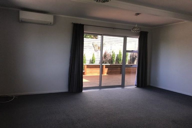 Photo of property in 163b Miromiro Road, Normandale, Lower Hutt, 5010