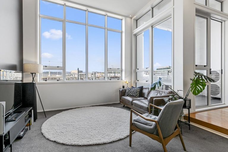 Photo of property in Stadium Garden Flats, 114/107 Thorndon Quay, Pipitea, Wellington, 6011