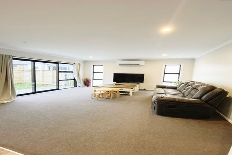 Photo of property in 153 Waipounamu Drive, Kelson, Lower Hutt, 5010