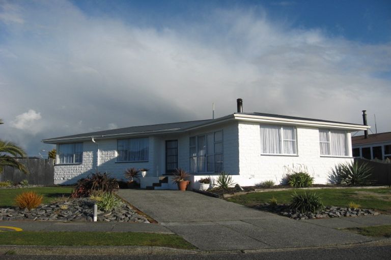 Photo of property in 162 Jollie Street, Hokitika, 7810