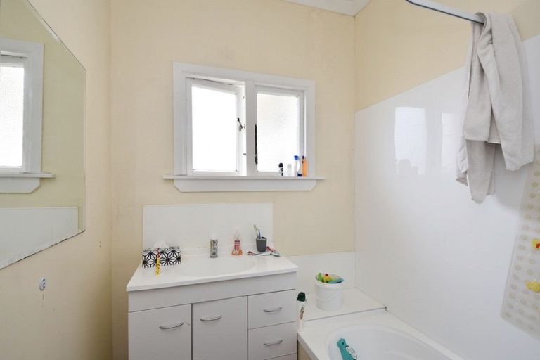 Photo of property in 109 Martin Street, Strathern, Invercargill, 9812