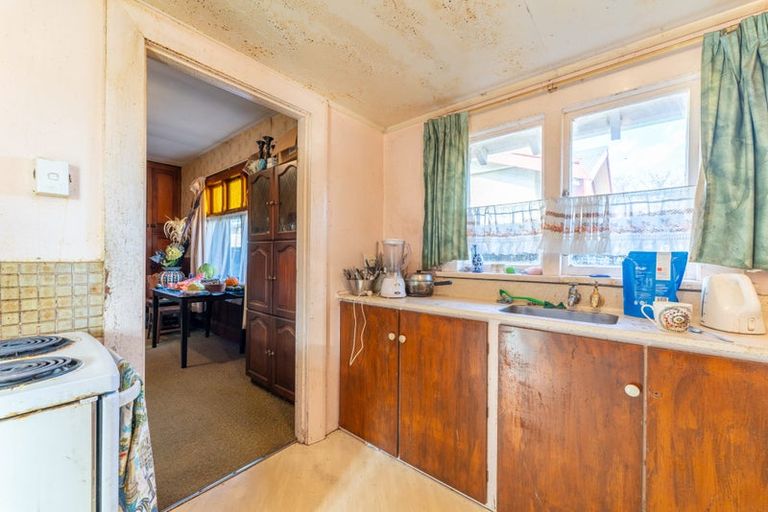 Photo of property in 20 Rhodes Street, Waimate, 7924