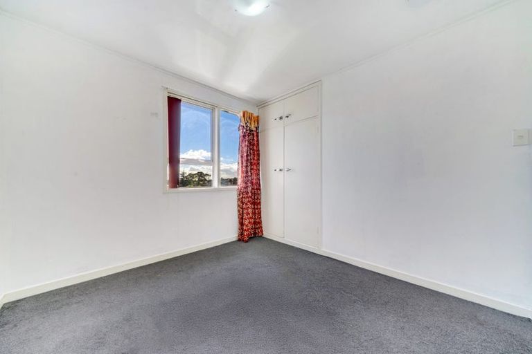 Photo of property in 39 Sunnyside Road, Sunnyvale, Auckland, 0612