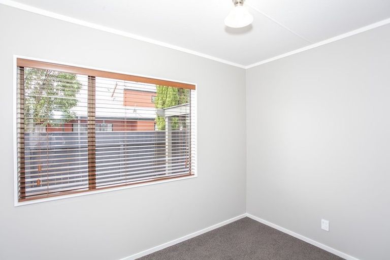Photo of property in 62 Benmore Avenue, Cloverlea, Palmerston North, 4412