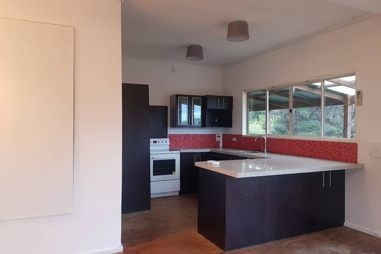 Photo of property in 1306 Old North Road, Helensville, 0875