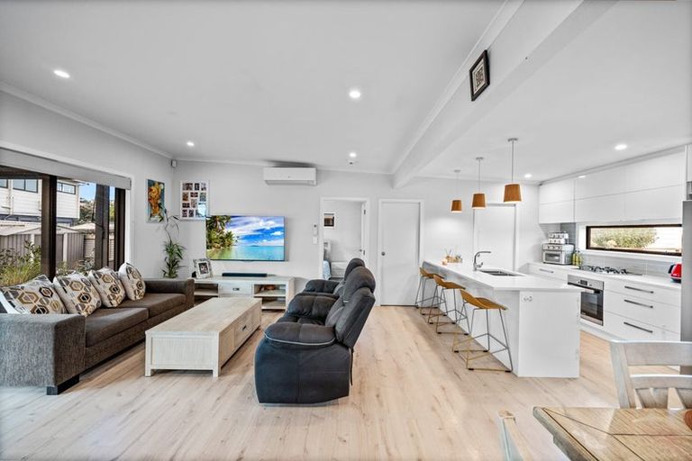 Photo of property in 92 Dominion Road, Papakura, 2110